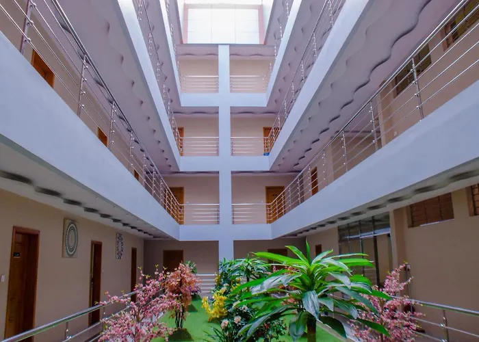 Hotel Platinum